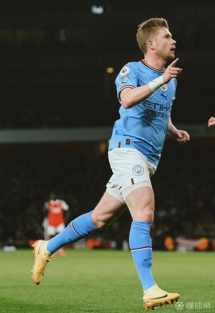 来支持谁的？贝克汉姆现身迈凯伦车队P房