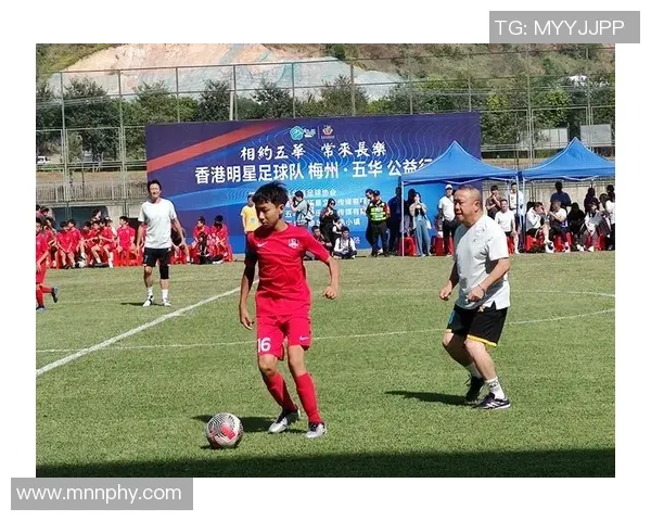 欧冠联赛土耳其球队压倒意大利球队！只因发球更